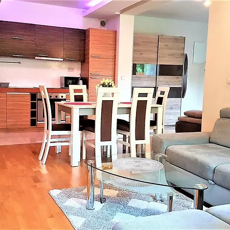 Vip Apartamenty Carmelove-3